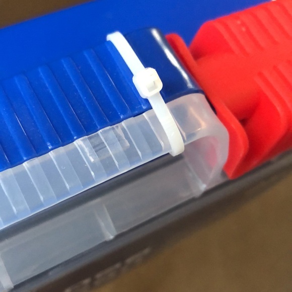 Equate First Aid Kit - Picture 3 of 4